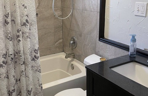 DeLand Casa | Recientemente renovado casa cerca de Downtown Deland