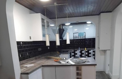 Erith Cama Y Desayuno | Newly renovated house in a very calm location and near station