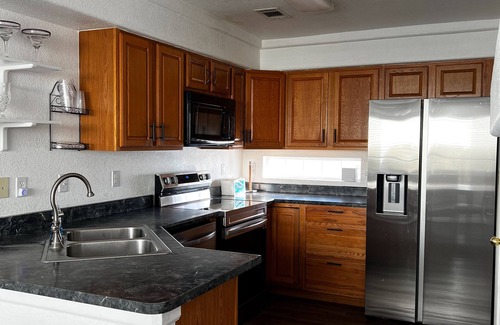 Green Valley Ranch Casa | Newly Renovated House near DIA
