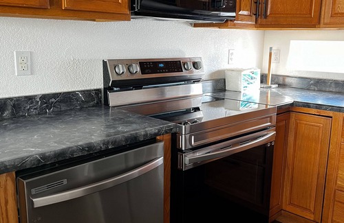 Green Valley Ranch Casa | Newly Renovated House near DIA