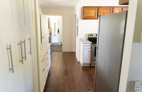 Washburn Casa | Newly Renovated House on Lake Superior with Private Beach