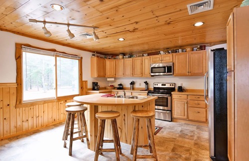 Hayward Casa | Gran espacio recientemente renovado, ideal para grupos