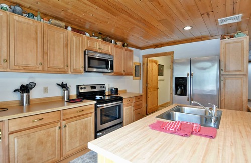 Hayward Casa | Gran espacio recientemente renovado, ideal para grupos