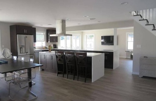 Lido Beach Casa | Newly Renovated Lido Beach Home w/Pool Close 2 NYC