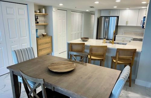 Ponce Inlet Condominio | Newly, renovated, modern, OCEANFRONT 2 bedroom, 2 bathroom with 25 ft balcony
