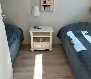 Stillinge Strand Casa | Newly Renovated Nearby Beach