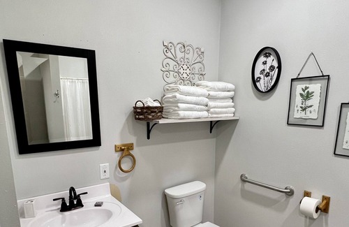 Crandon Casa | Newly Renovated Northwoods Retreat