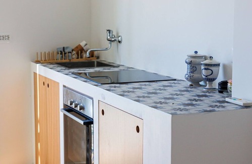 Sori Apartamento | Newly Renovated Ocean View Flat