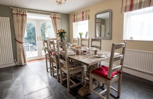 Combe Down Casa | Newly renovated Old bakery House in Bath, 3 Bedroom, FREE Parking