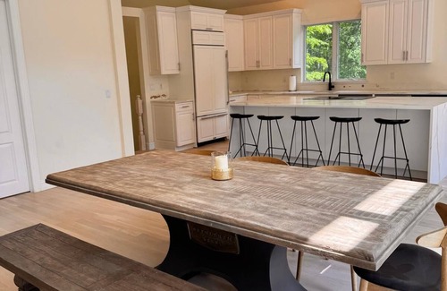 Hampton Bays Casa | Newly renovated, private, spacious 6BR house in Hampton Bays