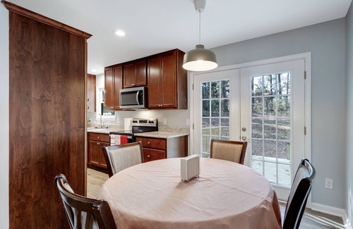 Northwest Raleigh Casa | Newly Renovated Private Retreat in North Raleigh!