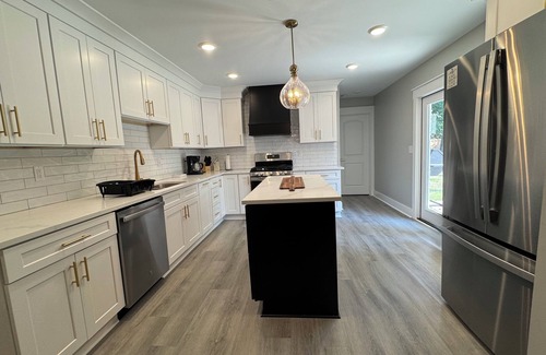 Starkville Casa | Newly renovated spacious 3 BR/2 Bath home. Only 2.6 miles from Davis Wade.