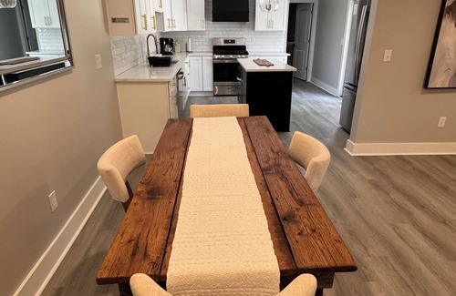 Starkville Casa | Newly renovated spacious 3 BR/2 Bath home. Only 2.6 miles from Davis Wade.