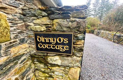 Killarney Cabaña | Newly renovated stone cottage located 2.5 miles from Killarney Town