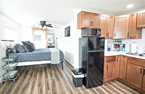 Hagerstown Apartamento | Newly renovated studio in Hagerstown--Self Check-in
