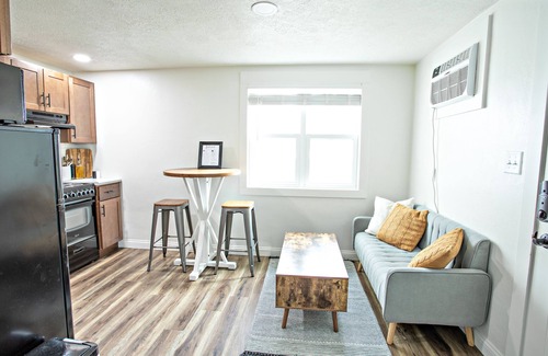 Hagerstown Apartamento | Newly renovated studio in Hagerstown--Self Check-in