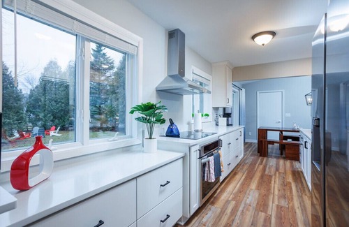 Baileys Harbor Cabaña | Newly Renovated, Downtown Baileys Harbor-walking distance to marina!