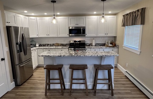 Boothbay Harbor Casa | Newly renovated 3 bedroom, 2 bath bungalow, just steps to downtown BBH.