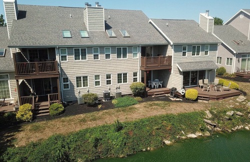 Kelleys Island Condominio | Newly renovated 2-bedroom condo with WiFi, AC in lovely Kelleys Island