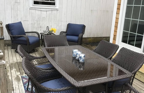 Little Compton Casa | Casa recientemente renovada minutos de South Shore Beach