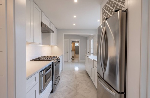 Nantucket Cabaña | Newly renovated & pet friendly, large fenced in yard. At the center of it all.