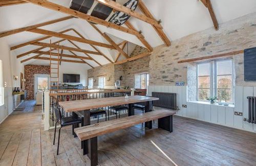 Truro Casa | Newly restored Church House house near Perranporth