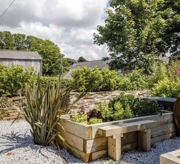 Truro Casa | Newly restored Church House house near Perranporth