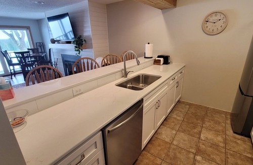 Bellaire Condominio | Newly Updated 2-bedroom condo in Bellaire - Shanty Creek. Perfect Get-Away!