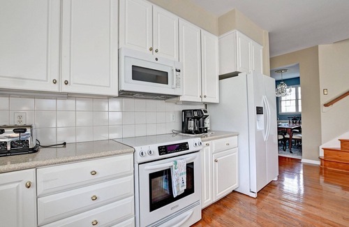 Ocean View Casa | Comfortable 6 bedroom home located in the Bear Trap Dunes Community. Sleeps 20. Excellent Amenities! Stay between May 10 and September 20 and get a discount, only if you book in February!