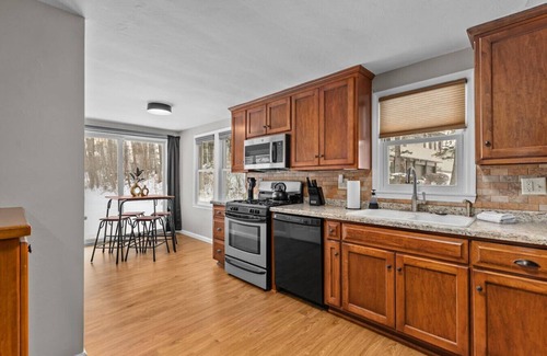 Green Bay Casa | Newly Updated!DiscountMonthlyStays/PetsWelcome!