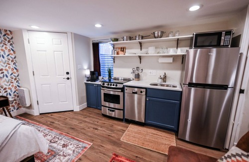 Washington Park West Apartamento | Newly Updated! Private Basement Studio in Denver