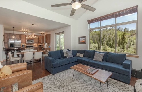 Winter Park Condominio | Newly Updated TopFlr Views Of FootHills River Private Balcony Hideaway Park