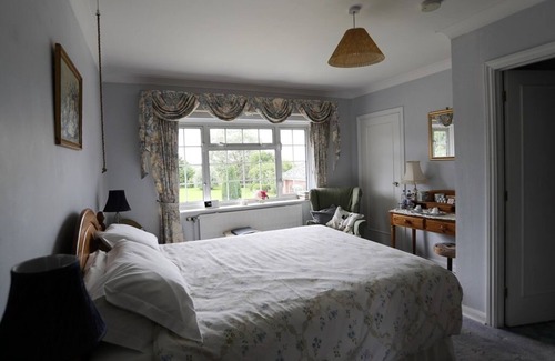 Sudbury Cama Y Desayuno | Newmans Hall