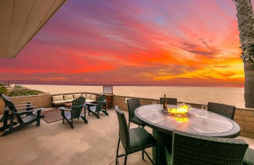 West Newport Casa | Newport Beach Front View I