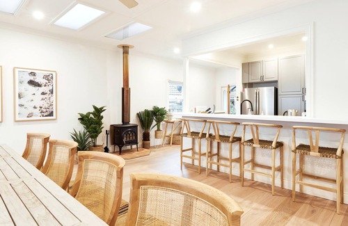 Newport Casa | Newport Beach House (ISYD) - Designed to bring people together- 250m to the Sand & Surf