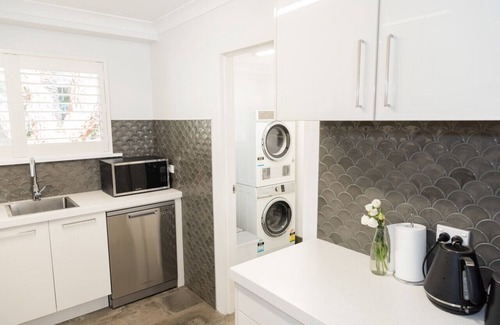Newport Apartamento | Newport Beach Pad - Great Location