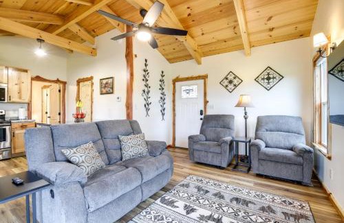 Newport Casa | Newport Retreat 12 Mi to Great Smoky Mountains!