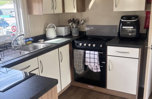 Newquay City Centre Chalet De Esquí | Newquay Bay - 3-Bed Caravan - Sleeps 6