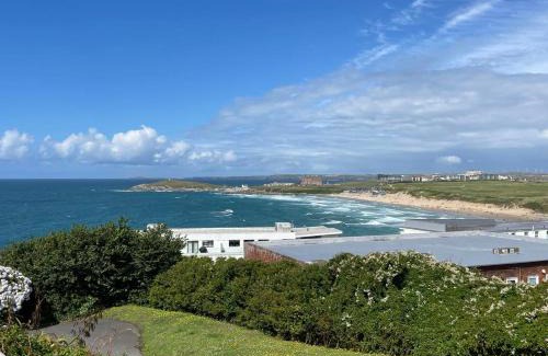 Newquay Apartamento | Newquay Fistral Beach View with pool