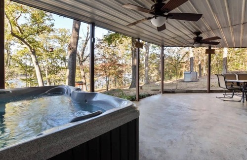 Ridgedale Cabina | Esta casa de campo es una obra maestra única con mesa de billar.Cerca de las leyendas del golf