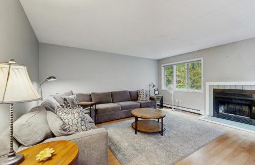 West Hartford Apartamento | Newton Village 1A