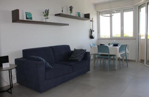 Ravenna Apartamento | NEWTON30 - Luminoso bilocale in zona servita
