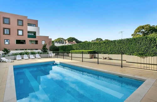Newtown Apartamento | NTOWN - Great Newtown 1BR moderno con patio privado