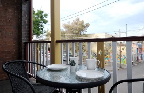 Newtown Casa | Newtown vibes with pool & parking