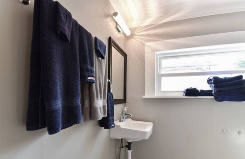 Kings Mountain Casa | Next Bet Lodge near Two Kings Casino