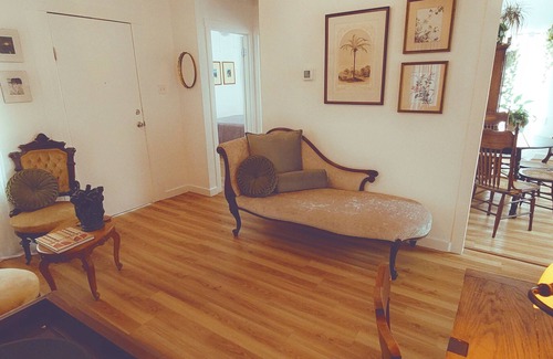 Foster Heights Casa | Next to 12th and Chicon - East Austin