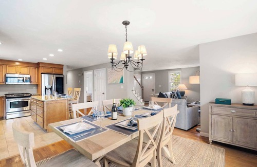 Harwich Casa | Next to Bike Trail, Thompson Field, Dog Friendly!