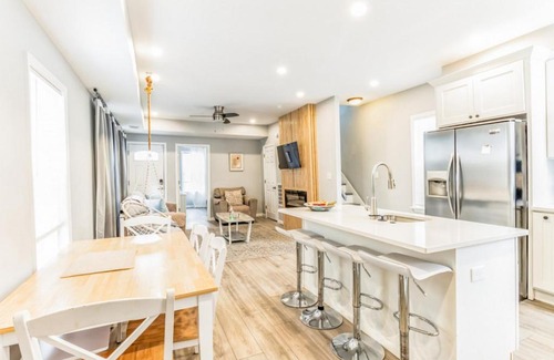 Atlantic City Casa | Next to Convention Center, Dave and Busters and Shops with parking
