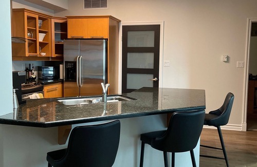 North End Condominio | NEXT TO MEMORIAL CUP ! Downtown Lakefront Luxury. Amazing Views! Pools, hot tubs