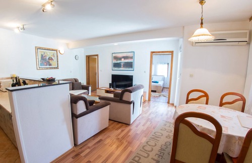Mostar Old Town Apartamento | Next to the Old Bridge Apartments